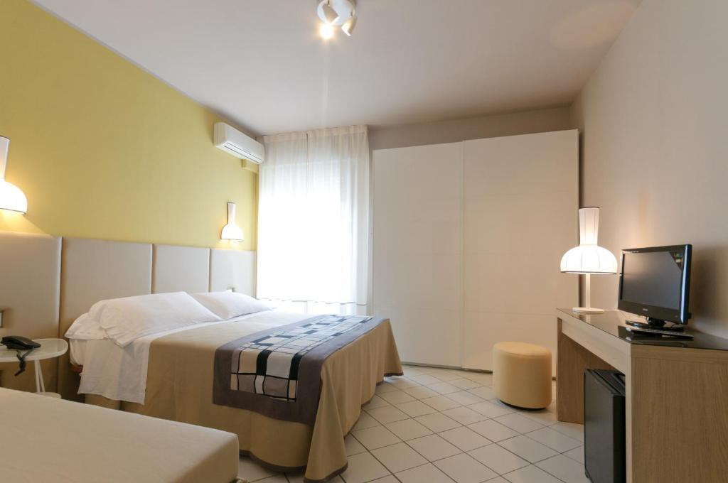 Hotel Trionfal Milano Marittima Room photo